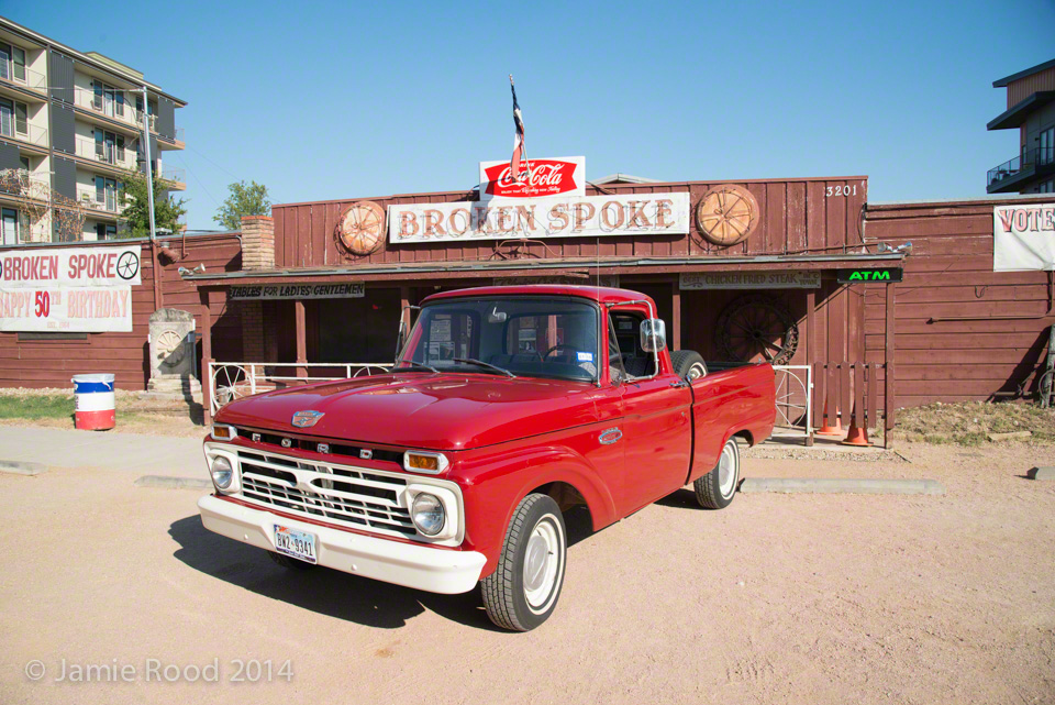 66 Ford at Broken Spoke - 048